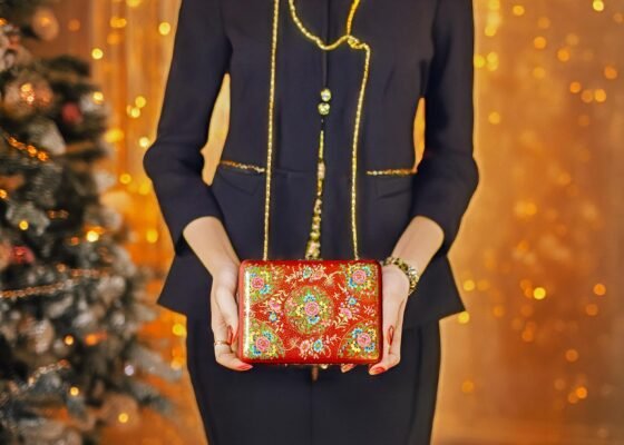 Kashmir Papier Mache Clutch with Red base and Hazara Floral Lacquered design