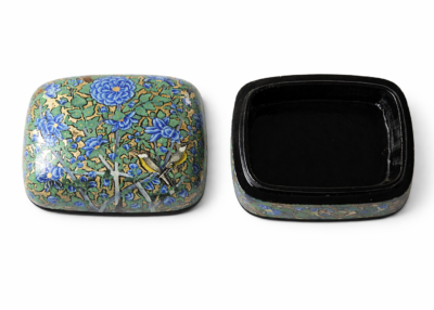 Handmade
Paper Mache Sparrow Pair Jewelry Box Curvy Top 4 Inch